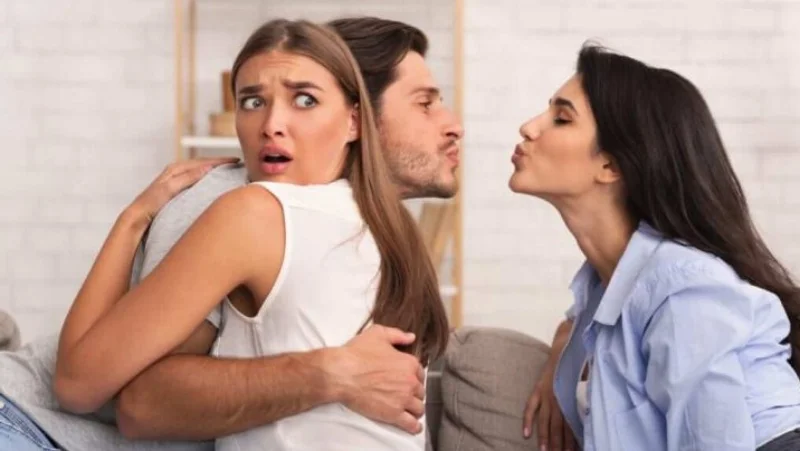 Nằm mơ thấy chồng ngoại tình có con riêng