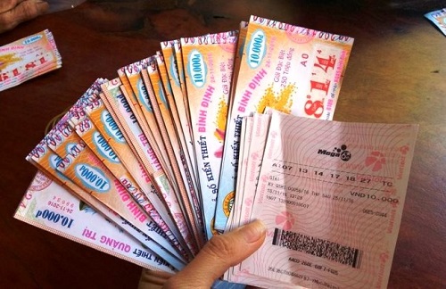 Mơ thấy mình trúng số nhưng bị cướp mất
